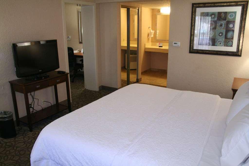 Hampton Inn Gainesville Bilik gambar